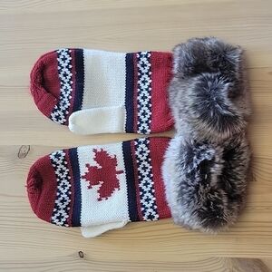 𝅺NW0T CANADA FAUX FUR KNITTED MITTENS – ADULTS